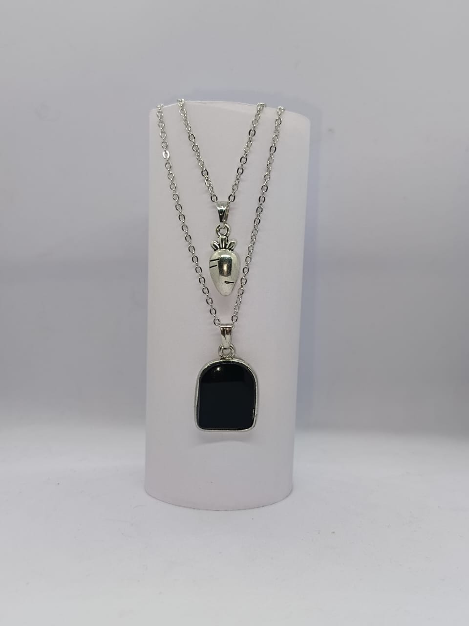 Double layered chain 01